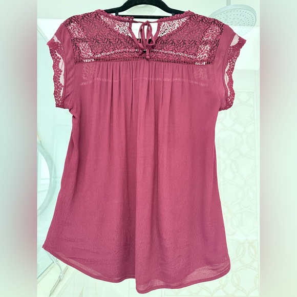 Daniel Rainn Becru Lace Detail Blouse - Picture 4 of 7